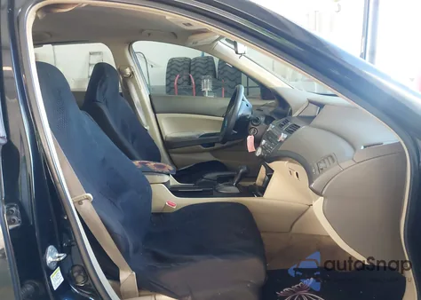 2009 Honda Accord 2.4 Lx-P z USA, uszkodzony, nr VIN 1HGCP26419A121739